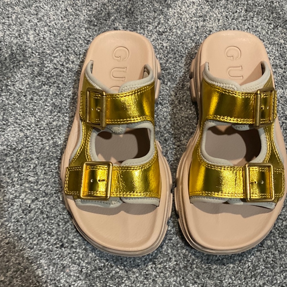Gucci sandals